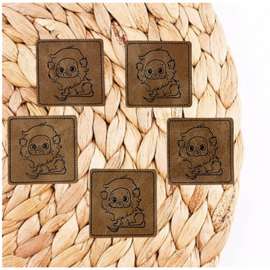 1 Kunstleder Label - Löwen - Braun - zum aufnähen - 4cm Quadratisch